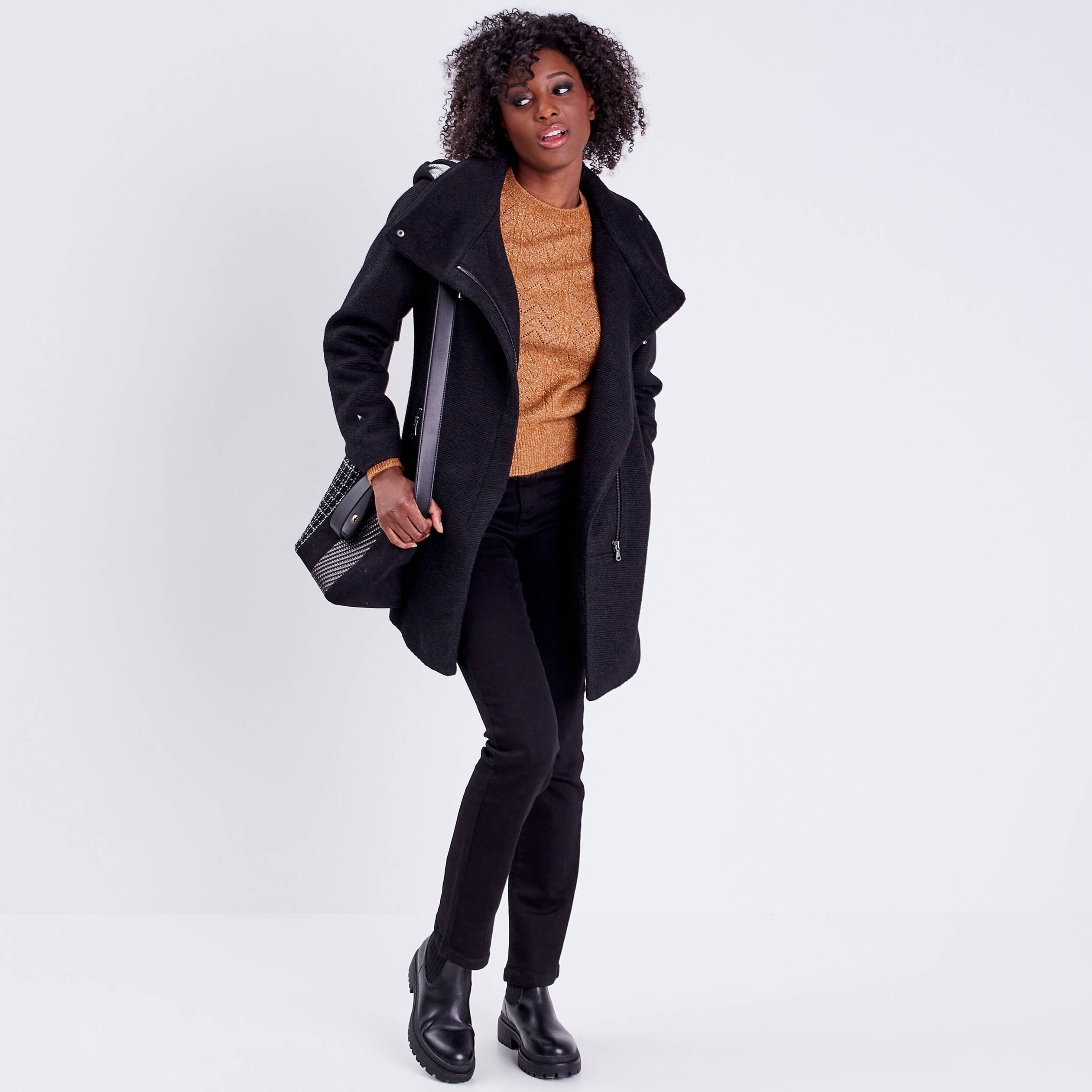 manteau-noir-femme-long-761gog-1.jpg
